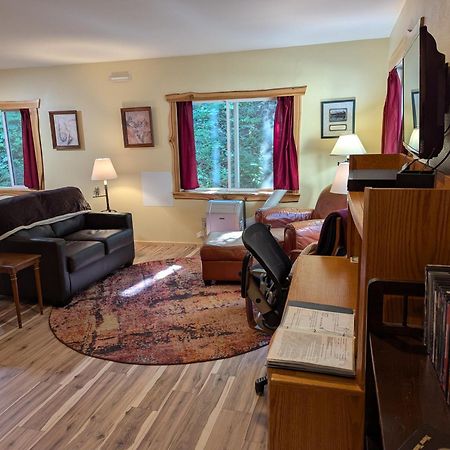 פקווד Hall Creek Cabin מראה חיצוני תמונה